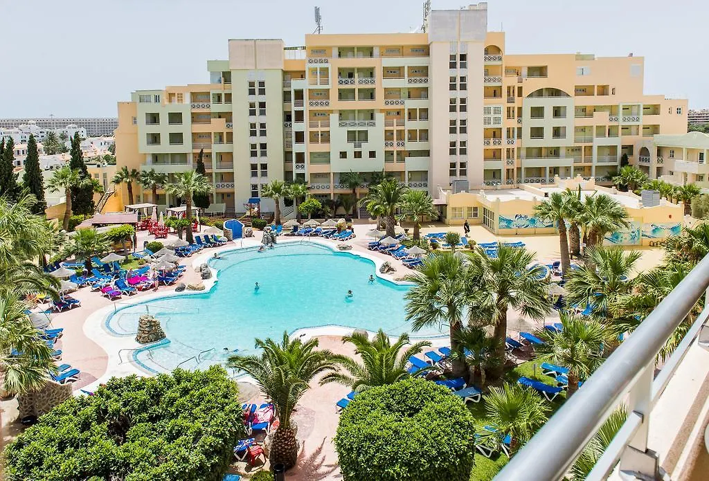 Apartamentos Fenix Beach location